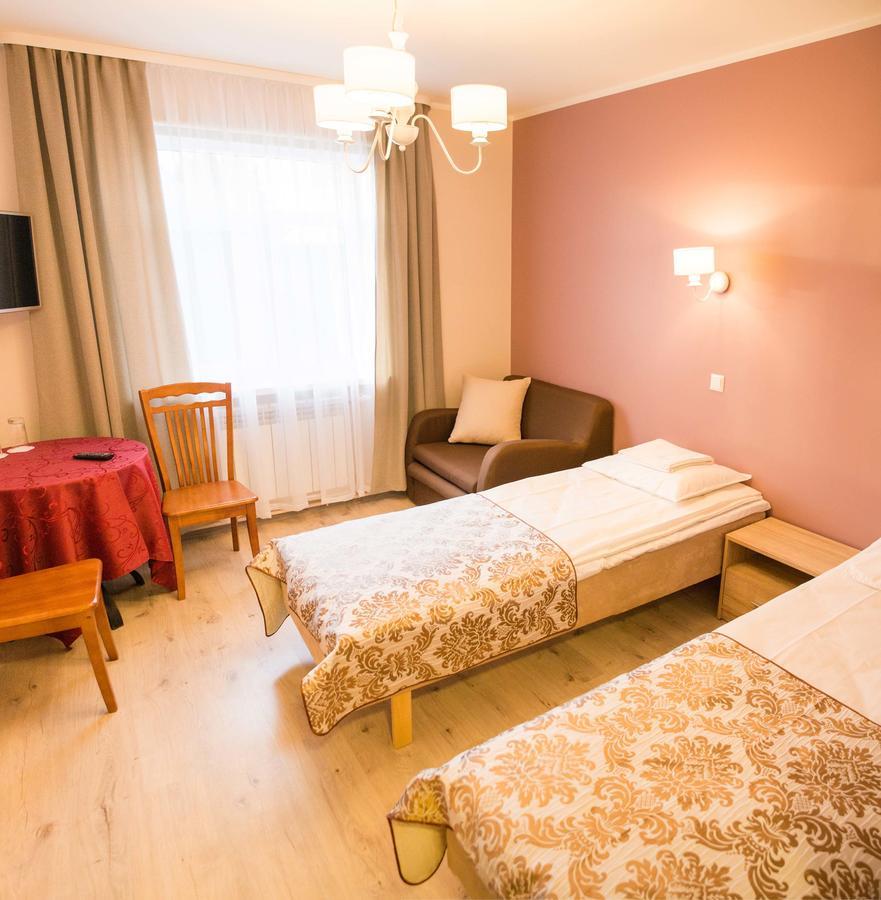 Ankur Hotell Mustvee Esterno foto