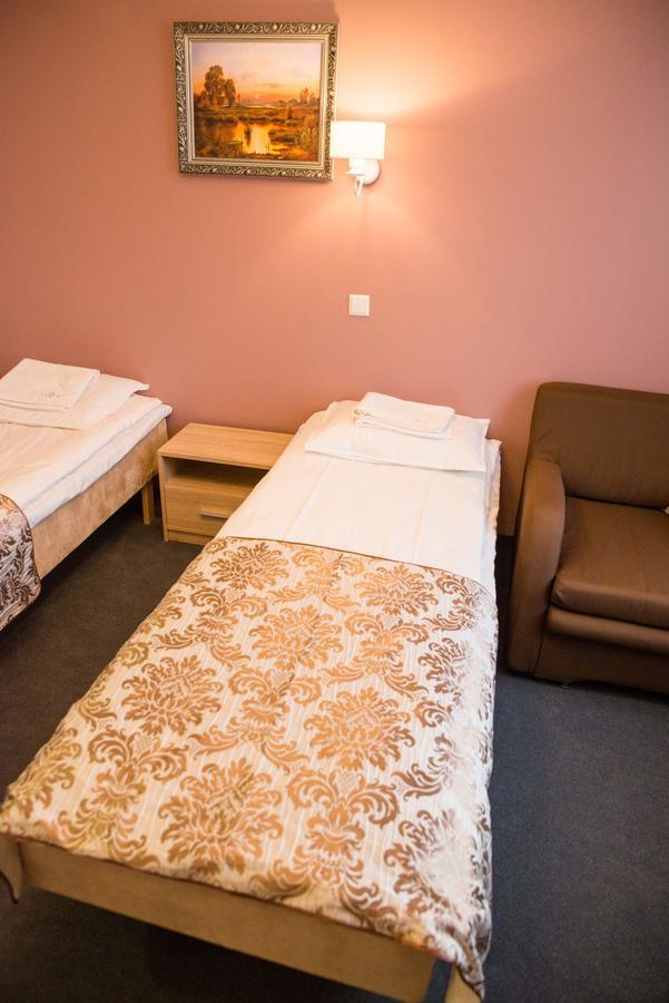 Ankur Hotell Mustvee Esterno foto