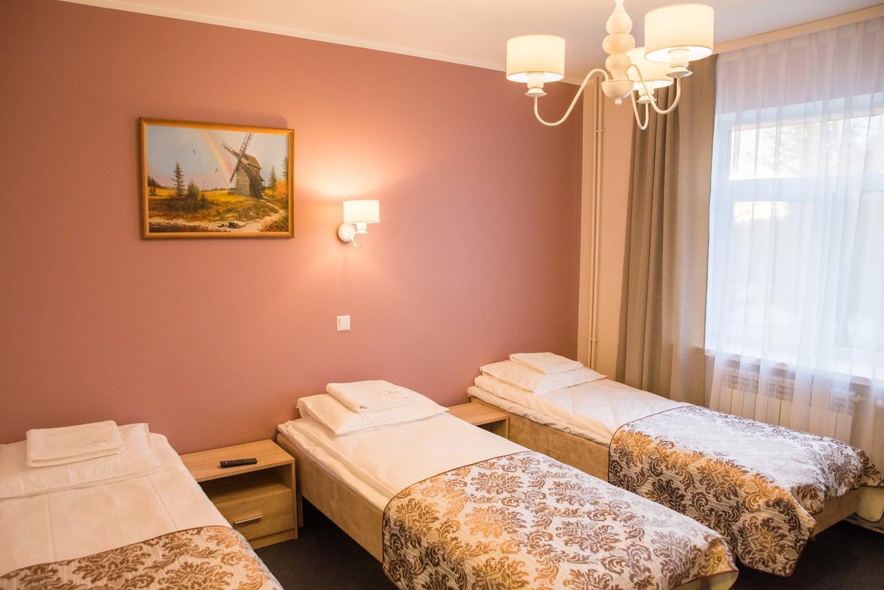 Ankur Hotell Mustvee Esterno foto